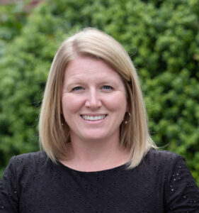 Erin ErinPerry, Cape Cod Cojmmission